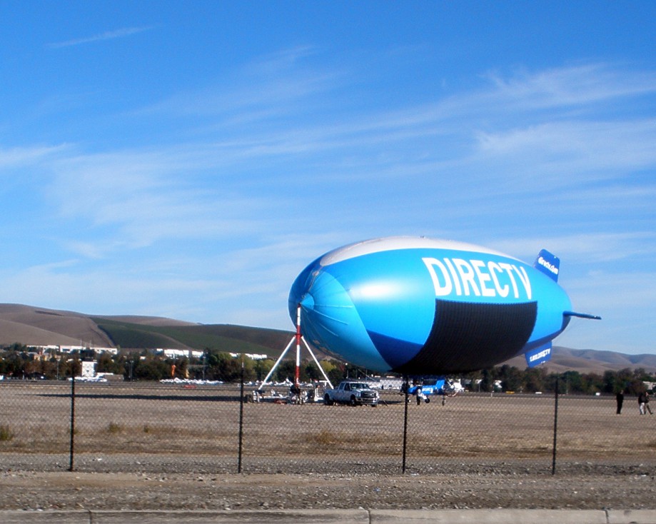 Trip photo #3/15 Blimp at Livermore airport north of Jack London