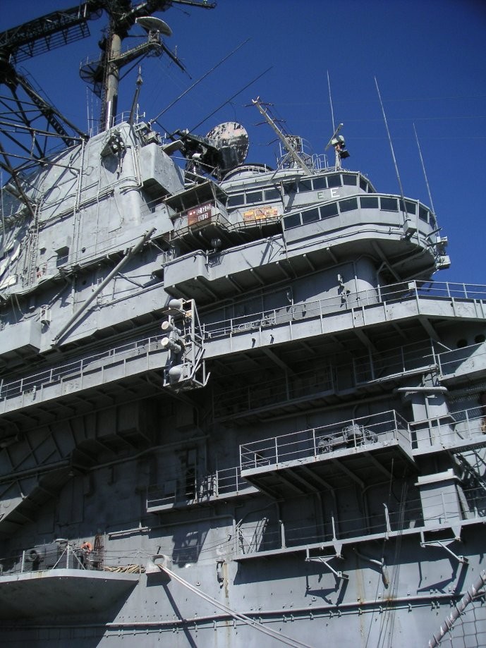 Trip photo #21/31 Hornet superstructure