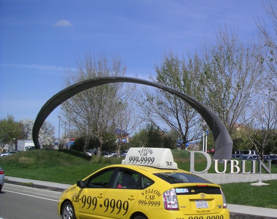 Trip photo #25/25 Dublin's Moebius Strip arch