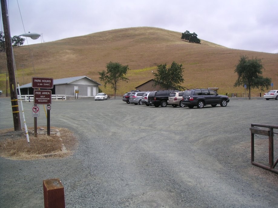 Trip photo #3/14 Macedo Ranch staging area at the end of Green Valley
