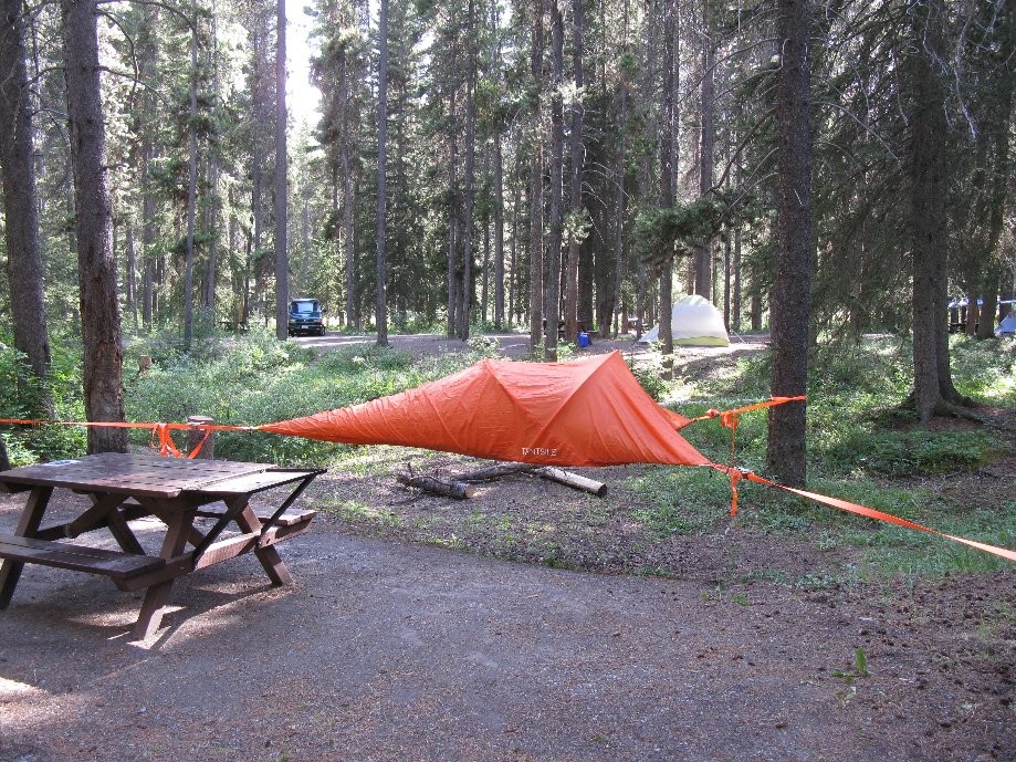 Trip photo #31/33 Interesting tent design (actually at Castle Mtn)
