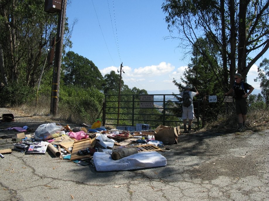 Trip photo #22/24 Impromptu garbage dump - entrance to EBMUD over fence