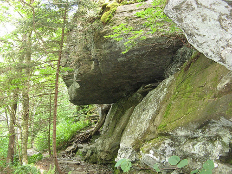 Trip photo #3/15 More large stone overhangs