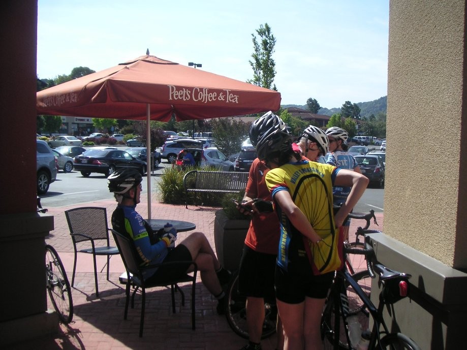 Trip photo #4/11 Refreshment stop at Peet's in Pinole