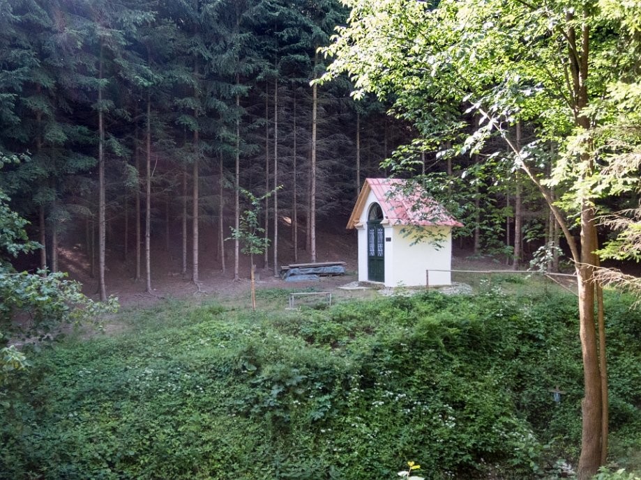 Trip photo #7/53 Schlesingerova kaple - obnovena v r. 2014