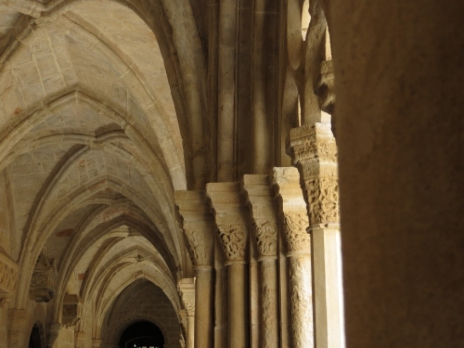 Trip photo #6/15 Monaster de Poblet - prachtige zuilengang