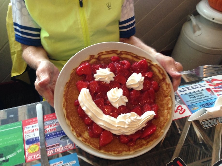 Trip photo #5/6 Strawberry pancake at Leah's Kafe