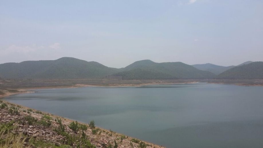 Trip photo #2/7 View of the reservoir from Mae Kuang Dam at around