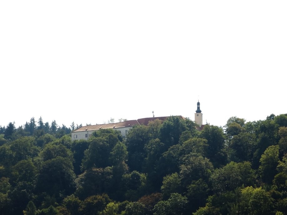 Trip photo #17/56 Pohled na zámek Komorní Hrádek