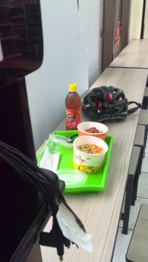 Trip photo #5/23 Lunch at 7-11 while charging my phone.