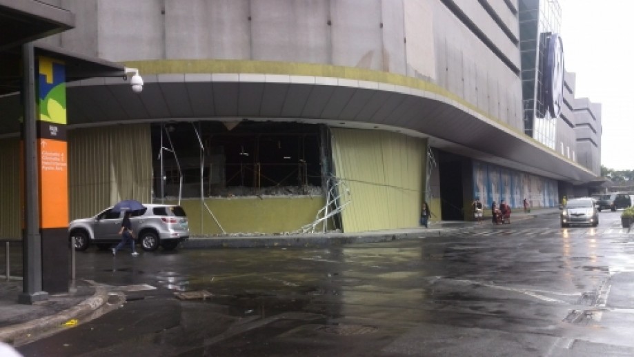Trip photo #9/23 SM Makati damage