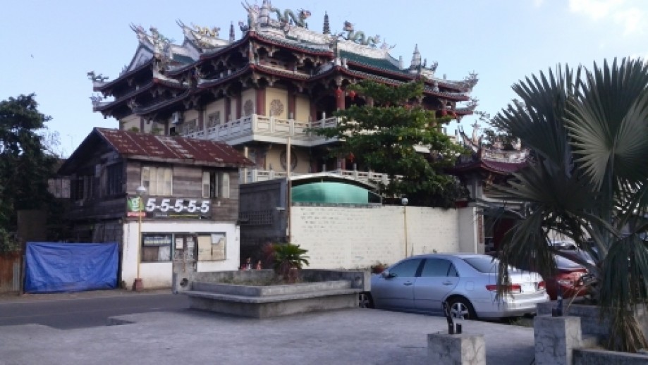 Trip photo #7/10 Chinese Temple at Tambo