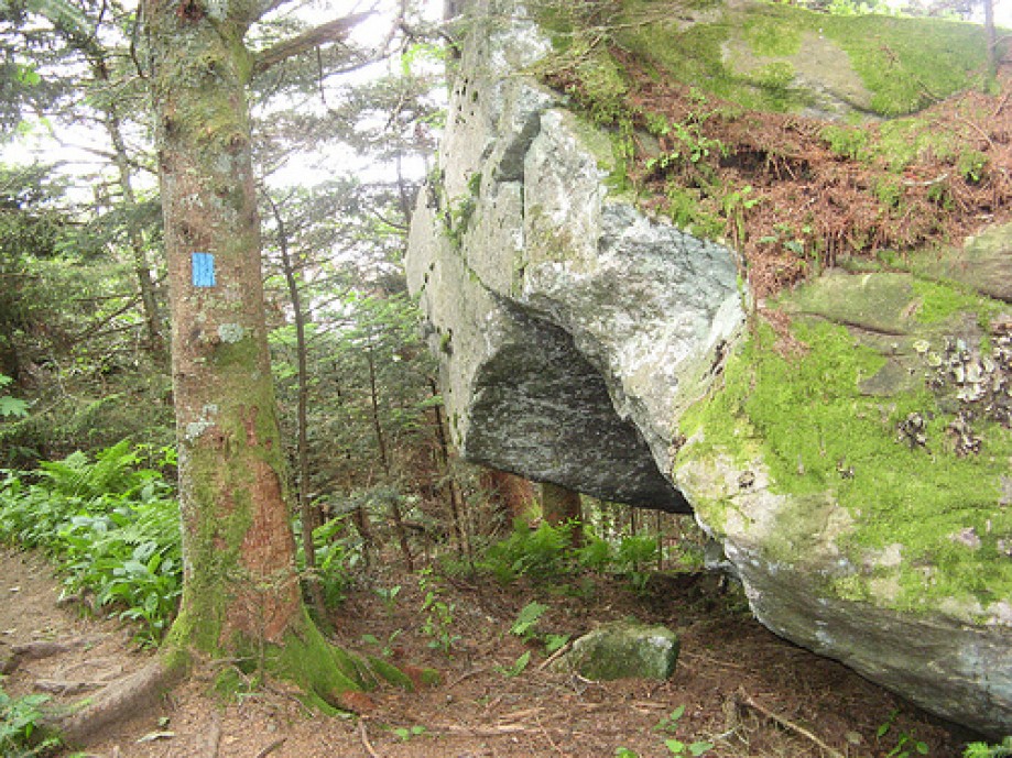 Trip photo #6/15 Stone overhang on Grandfather Mountain Trail