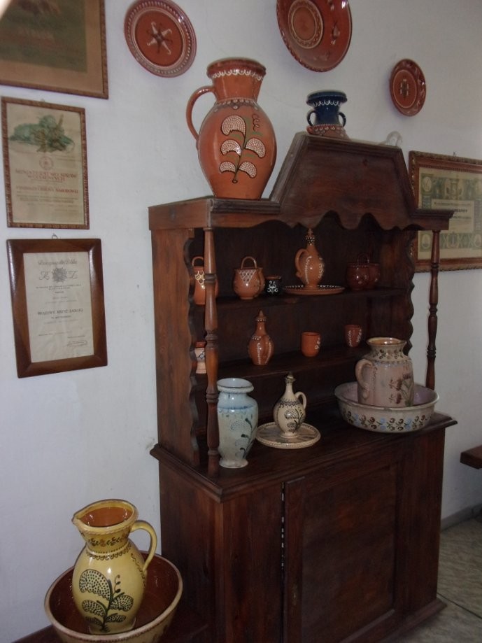 Trip photo #12/18 Muzeum Ceramiki Kaszubskiej Neclów w Chmielnie