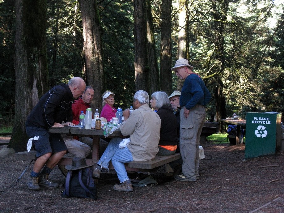 Trip photo #9/17 Lunch stop at Redwood Bowl